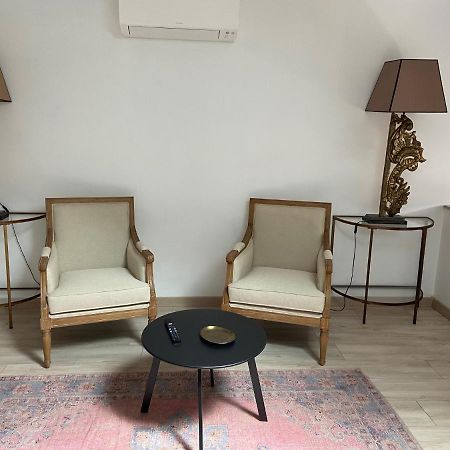 Au Coin Des Hospices Διαμέρισμα Μπον Εξωτερικό φωτογραφία